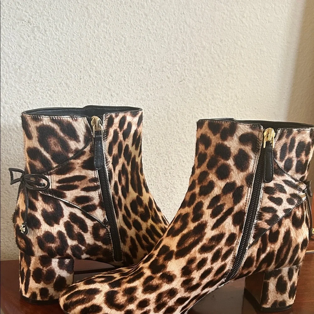 Tory Burch Leopard Print Ankle Boots Sz 9